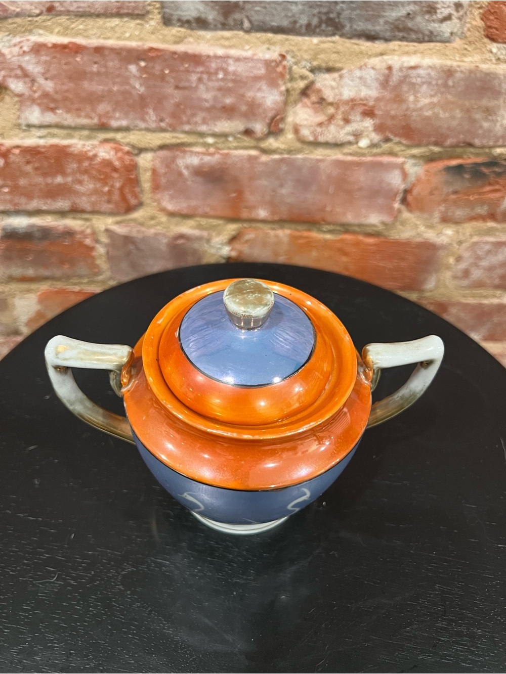 Vintage Blue and Orange Porcelain Lidded Swan Sugar Bowl with Gold Handles - Picture 4 of 6